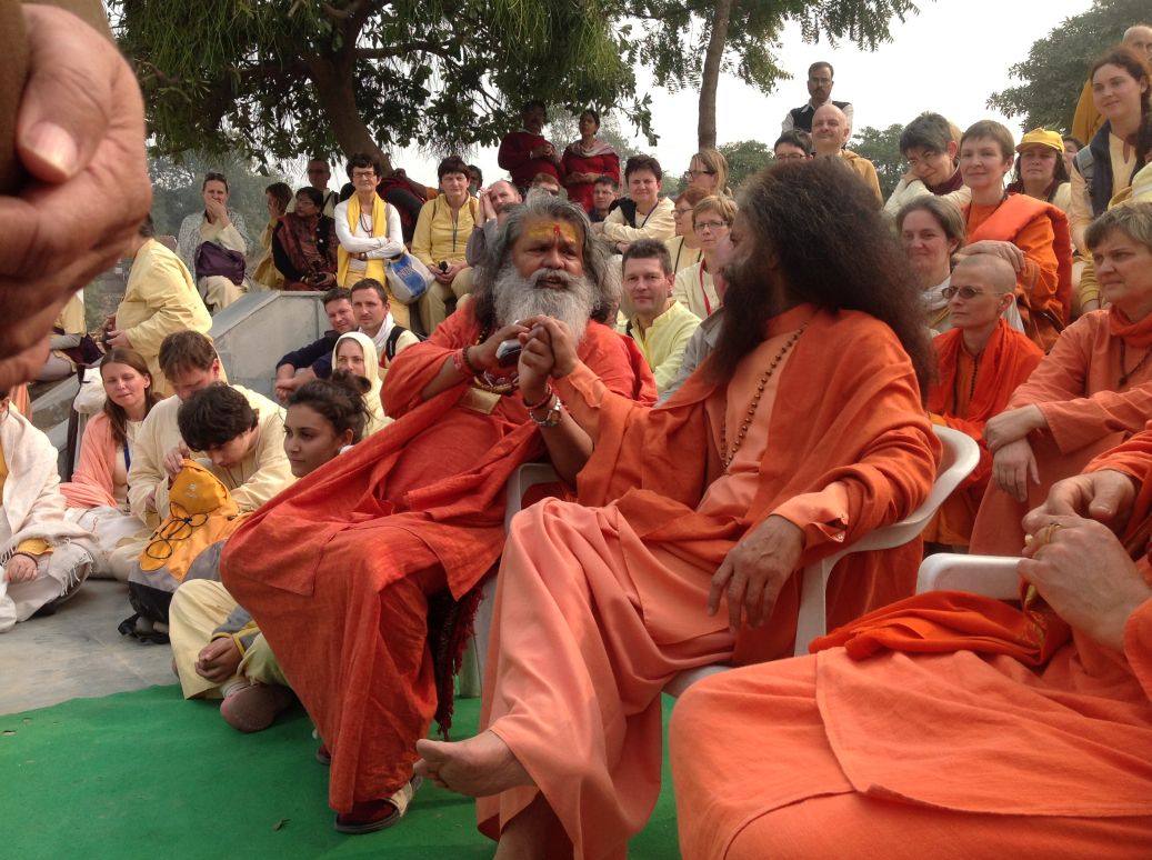 a late arrival pujya swami chidanandji also wishes to bless the peace tree swamijis work