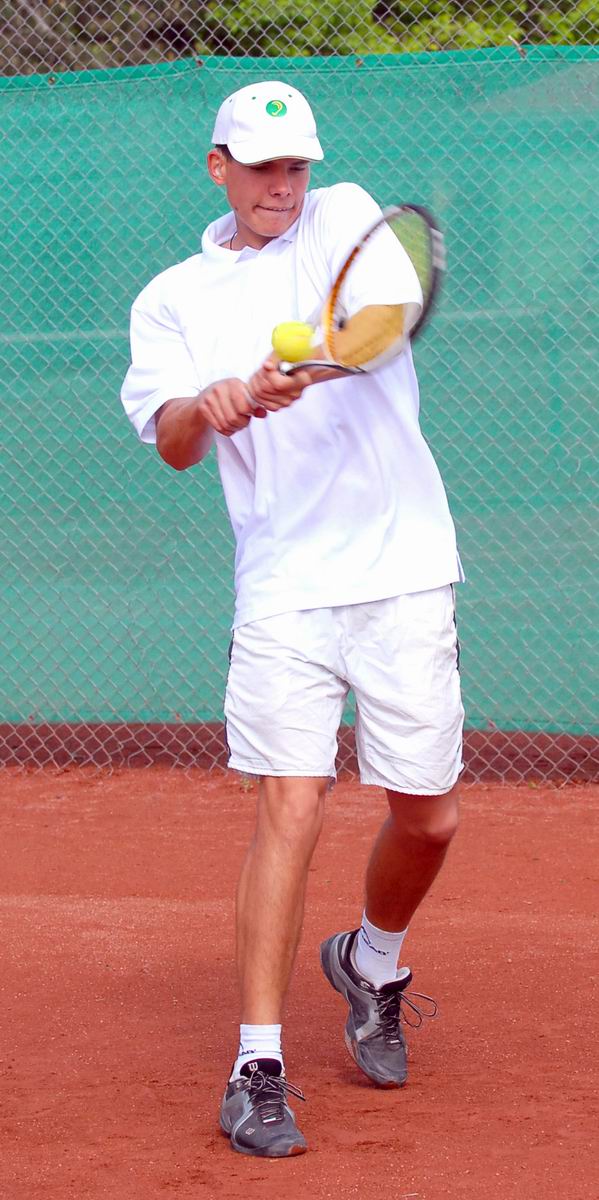 mathe gabor backhand 3