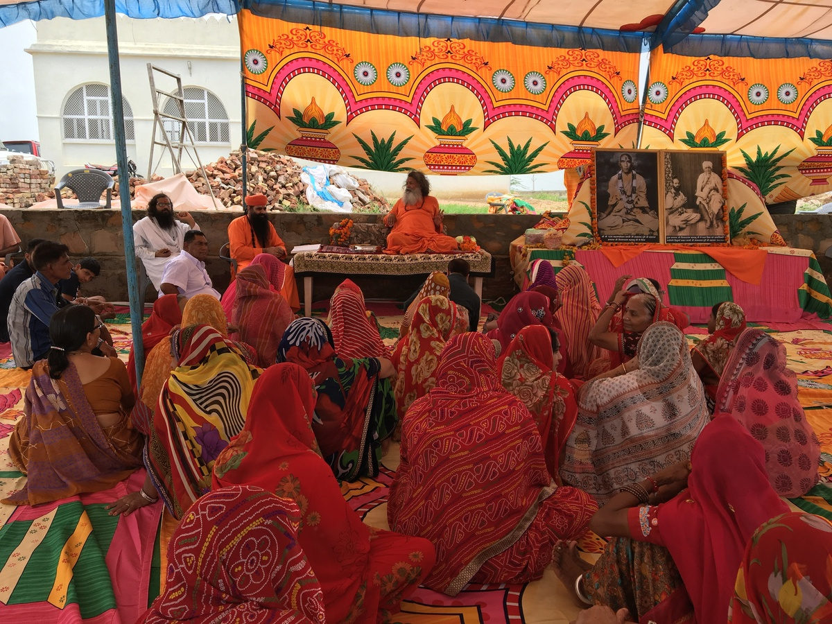 Peace Tree planting in new Sri Devpuriji Ashram, Bari Khatu