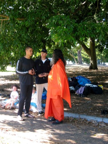 Swamiji with olympic silver medalist in athletics, Kyle Vandercot