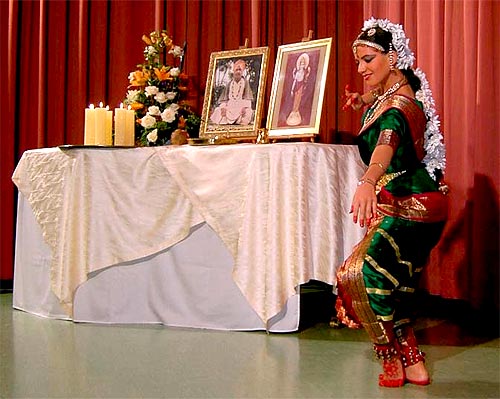 Bhakti Devi performs Bharatanatyam, Classical Indian Dance