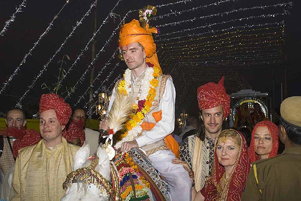 Vedic Marriage at the Vishwa Deep Gurukul